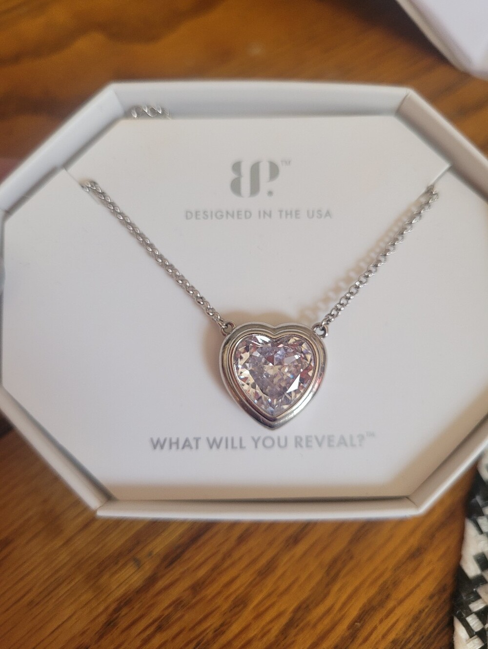NWT Bomb Party To Tremble In Happiness Necklace